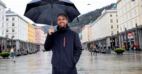 Etter en lengre periode med lave smittetall har bergen fått en tydelig smitteøkning de siste dagene, med 31, 44. Byrådet i Bergen vil prøve ut borgerlønn - Fagbladet.no