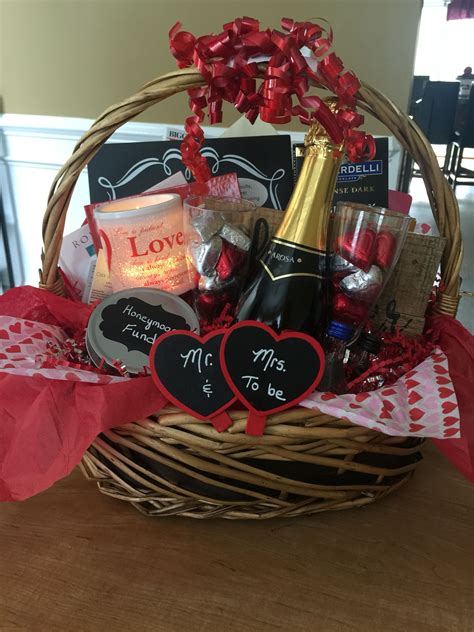 Engagement Gift Basket Homemade Diy Gift Ideas Bride To Be Bride