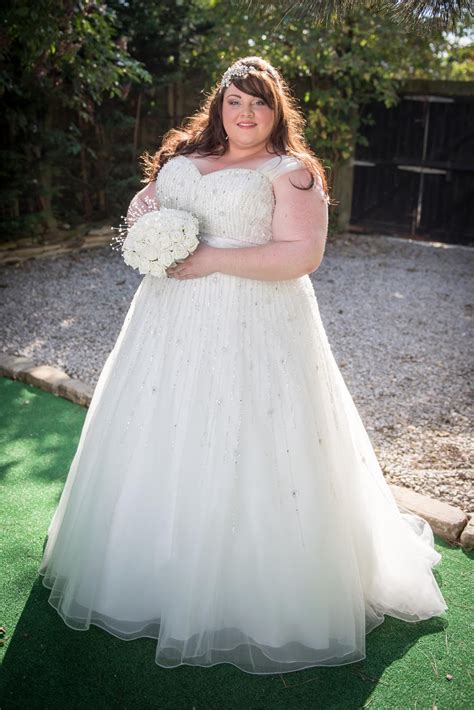 Lollylikesfatshion 105 Plus Fat Bride Groom Meet Lauren And Dan