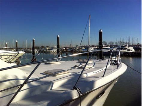La partie ancienne de la ville est située le long de la via torre clementina , dont l'urbanisme a été conçu selon les plans de l'architecte néoclassique giuseppe. Porto Romano - Private Marina - Fiumicino (RM) - Turismo e ...