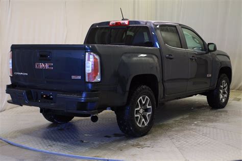 New 2020 Gmc Canyon 4wd All Terrain With Leather 4wd Crew Cab Pickup W