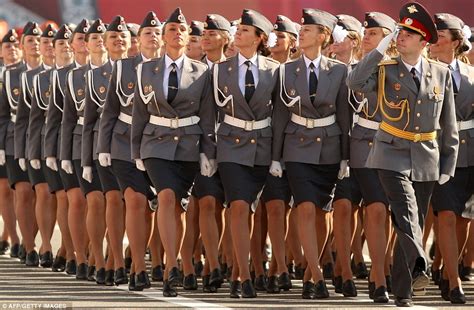 russia victory day female police cadets among 20 000 on parade daily mail online