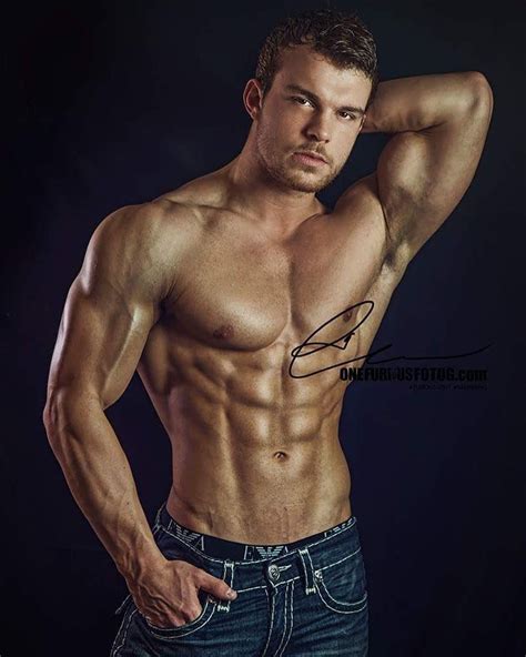 Hunks Muscle Handsome Fitness Studs Hothunks Hotguys