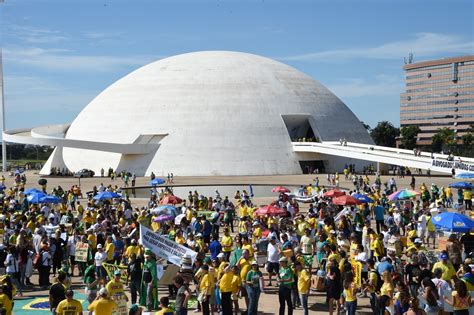 Manifestação Reuniu 25 Mil Pessoas Em Brasília Manifestação Reuniu 25 Mil Pessoas Em Brasília