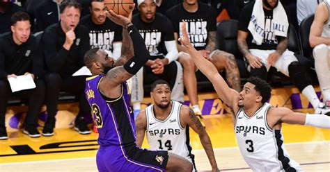 Nba 詹姆斯傷癒復出砍30分！湖人背靠背擊敗馬刺，溫班亞瑪飆27分準大三元（影） 黑特籃球 Nba新聞影音圖片分享社區