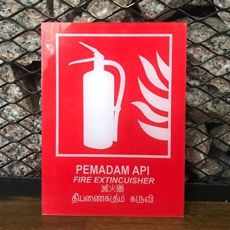 Fire Extinguisher Sign Papan Tanda Alat Pemadam Api Acrylic Sign