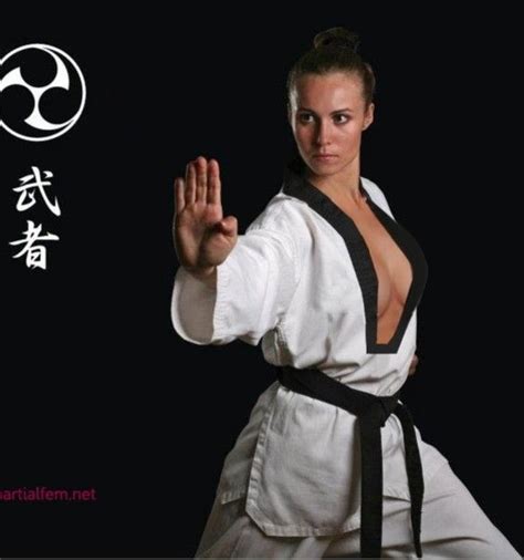 Pin By Scott Haselwood On Photo Refs Martial Arts Girl Female