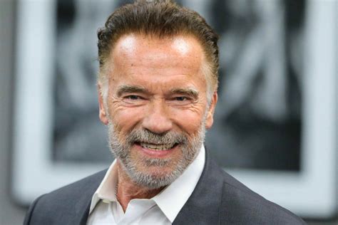 With an almost unpronounceable surname and a thick austrian accent, who would have ever believed that a brash, quick talking bodybuilder from a small. Arnold Schwarzenegger ganha especial de filmes no dia do ...