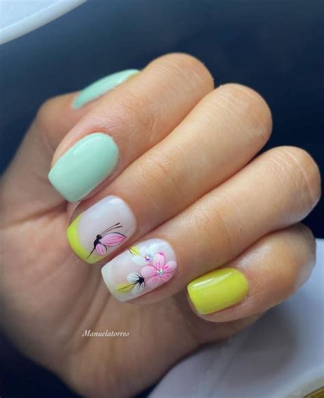 Pin de Veronique Thuillier en Ongles Manicura de uñas Manicura para