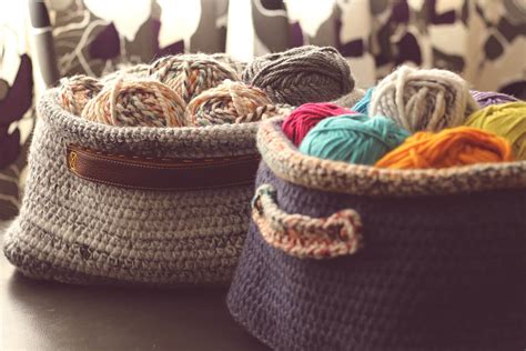 Crochet pattern – oval basket with handles