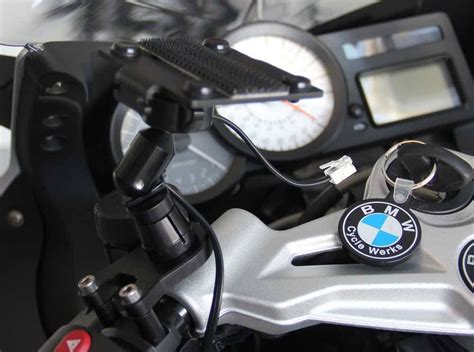 People who ride motorcycles need radar technology so that they can make sure that they are able to avoid any trouble. BMW Motorcycle Radar Detector Control Mount - RadarBusters.com