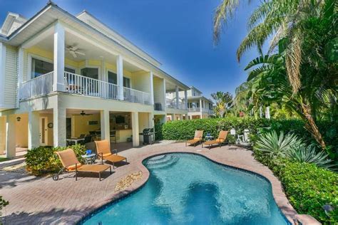 Nestled Right In The Midst Of Anna Maria Island Is This Stunning 3