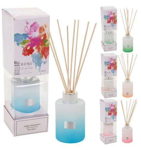 Made in the usa this reed diffuser set is much more effective than a natural wax candle. Reed Diffuser Set 6.5x10cm 934406