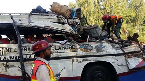 At Least 17 Killed In Bus Crash In Northern Pakistan