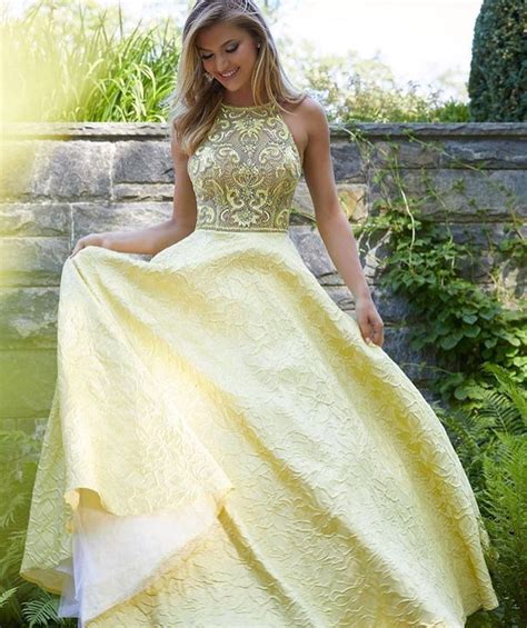 Perfectly Pastel 🌟 Yellow Is Our Favorite Color For Prom2019 💛 Ipapromretailer Ipaprom Prom