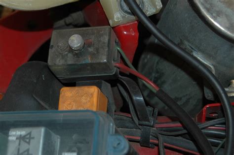 Also connected into the fuse box behind the left hand panel. FS: Auxiliary Fuse Box • MyE28.com