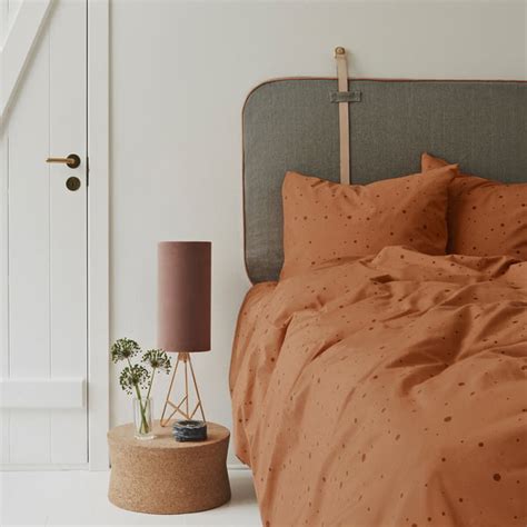 Exakt, die luxuriösen materialien, die modernen entwürfe und die. Designer-Bett online kaufen | Connox Shop