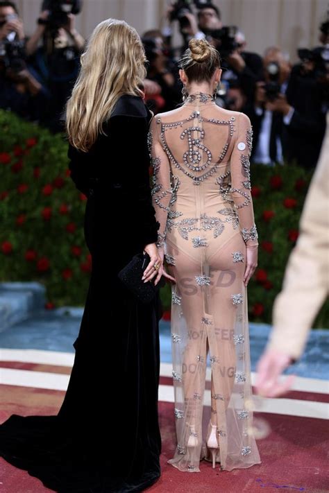 Lila Moss Looks The Spitting Image Of Mum Kate Moss At The Met Gala