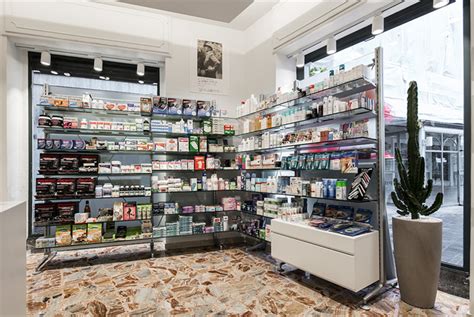 Vintage Small Store Interior Design For Medicine Retail Shop Retail