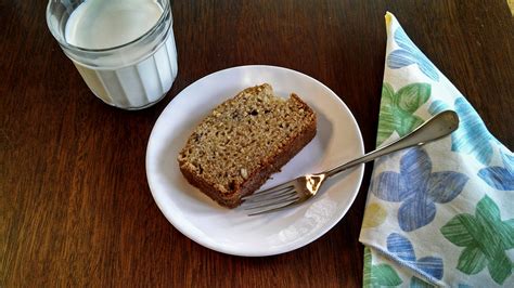 Wrap the loaf in wax paper and then place it in a freezer safe bag or. Homemade Zucchini Bread