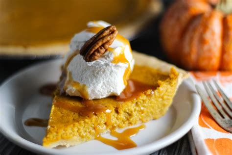 Pumpkin Pie With Salted Caramel Sauce Easy Pumpkin Pie Thanksgiving