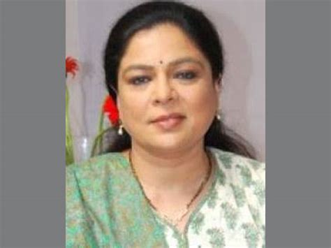 Reema Lagoo Bollywoods Favourite Mother Passes Away At 59 Oneindia News