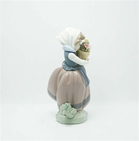 Lladro Figurine 5223 Spring Is Here Girl With Flower Pot 6 34 Ebay