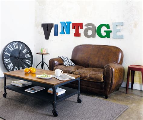 Feuilletez en ligne les catalogues maisons du monde en cours et retrouvez les promos meubles & décoration à les magasins maisons du monde proposent à la vente des meubles et des éléments de décoration: Table Basse Industry - Maisons du monde - Pickture