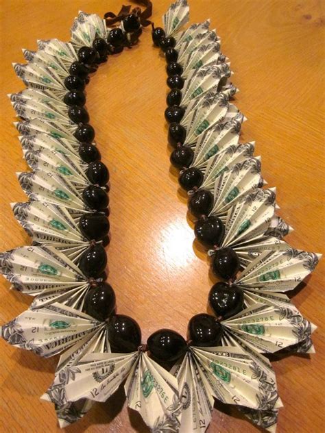 OMG that Money Lei by PCbyMarilyn on Etsy (With images) | Graduation money lei, Graduation money ...