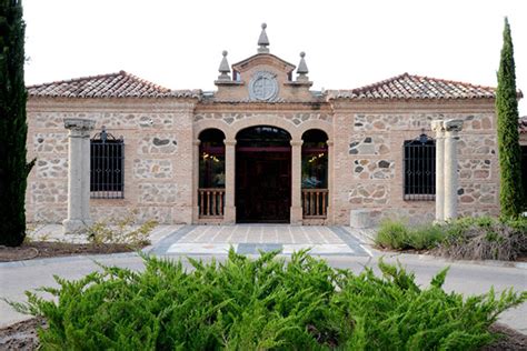 Jun 14, 2021 · en toledo encontramos el cigarral de las mercedes, una finca antigua con encanto que dejará a más de uno con la boca abierta por la energía que transmite este lugar, ya que está reformada por. Evadium: Alojamiento: Hotel Cigarral El Bosque (*****)