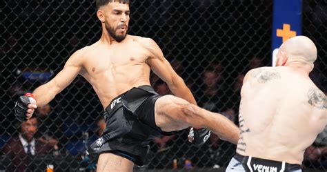 Yair Rodriguez Beats Josh Emmett Via Submission At Ufc 284 To Win Featherweight Title News
