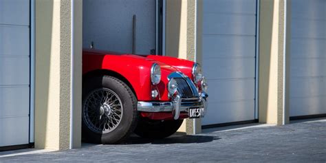 ‘Ik vind het gewoon heerlijk om met Oldtimers bezig te zijn’ - GaragePark