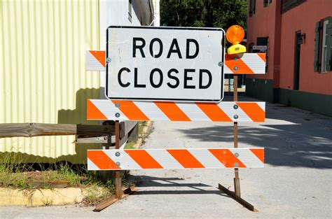 Road Closed Sign Free Stock Photo - Public Domain Pictures