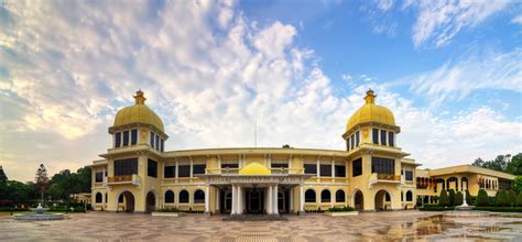 Book your tickets online for istana negara, kuala lumpur: Istana Negara Lama | Flickr - Photo Sharing!
