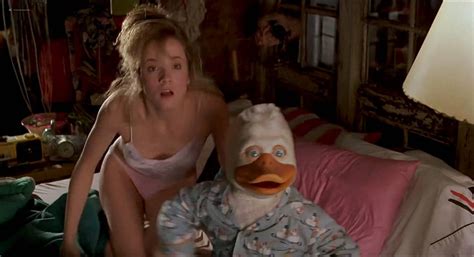 Nude Video Celebs Lea Thompson Sexy Howard The Duck