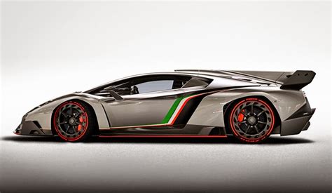 Lamborghini egoista concept lamborghini egoista concept (baca juga : Koleksi Foto dan Gambar Mobil Sport Lamborghini Veneno