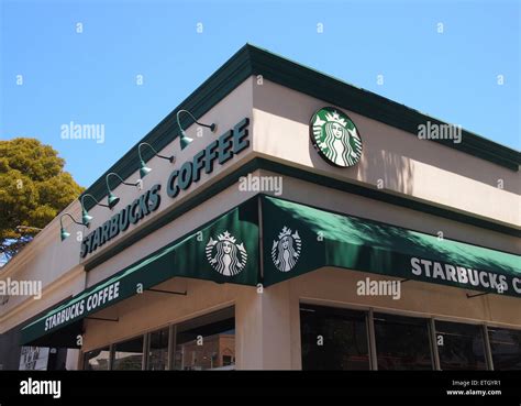 Starbucks Shop Hi Res Stock Photography And Images Alamy