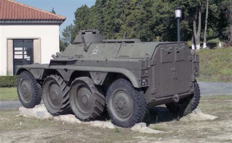 172 Model Kit Ace 72460 Panhard Ebr Ett French Armoured Personnel