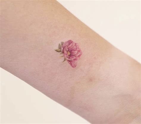 Pin By Zee Tattoo On Flower Mini Small Rose Tattoo Rose Tattoos