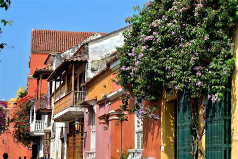 Mix Of Architecture In Old Town Cartagena Colombia Encircle Photos