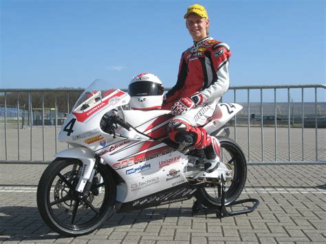 Racing Renzo Van Emmerik Start
