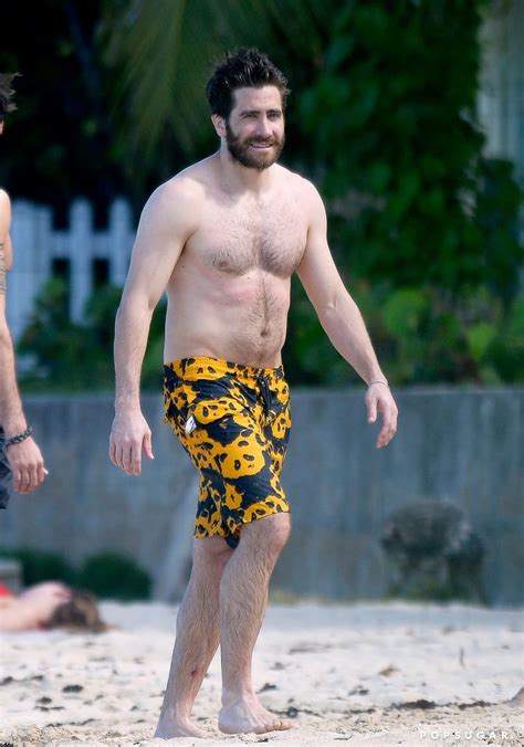 Jake Gyllenhaal Shirtless Pictures Popsugar Celebrity