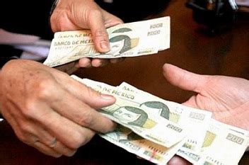 El sat es un organismo ligado a la secretaría de hacienda que se dedica exclusivamente al control y recaudación de impuestos por parte de los contribuyentes, pero ¿qué es lo que sucede cuando un contribuyente tiene un saldo a favor? SAT cambia requisitos para la devolución del IVA en 2015 ...