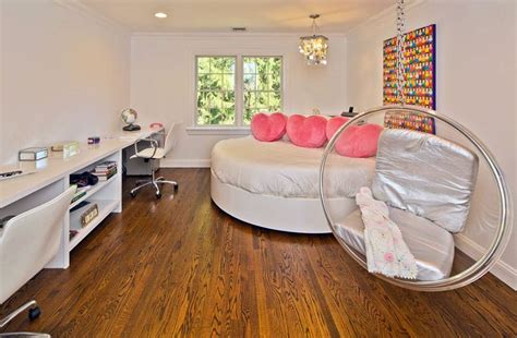 We did not find results for: 20 Cool Hanging Chairs for the Bedroom - Designing Idea