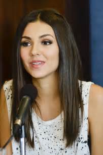 Victoria Justice ‘love Song To The Earth Press Conference In