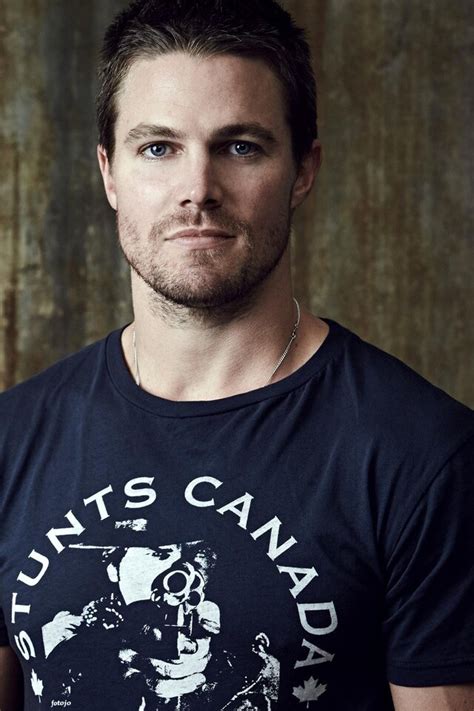 640x960 Arrow Cast Stephen Amell Iphone 4 Iphone 4s Hd 4k Wallpapers