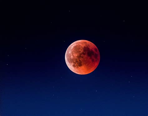 Cool Red Moon Wallpapers Wallpaper Cave