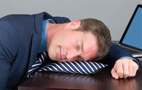 15 Clever Gadgets That Makes Nap At Work Easy