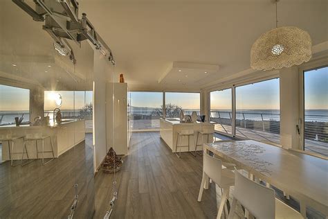 Scopri subito migliaia di annunci di immobili di privati, agenzie e costruttori e trova la tua futura casa su subito.it. Appartamento vendita Padenghe sul Garda vista lago