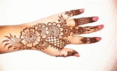 Front Hand Simple Mehndi Designs 3018x1836 Wallpaper Teahub Io